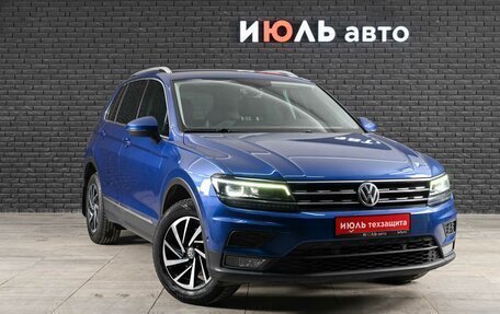 Volkswagen Tiguan II, 2018 год, 2 575 000 рублей, 3 фотография