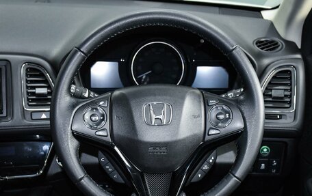 Honda Vezel, 2017 год, 1 699 000 рублей, 14 фотография