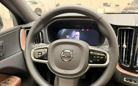 Volvo XC60 II, 2025 год, 7 100 000 рублей, 6 фотография