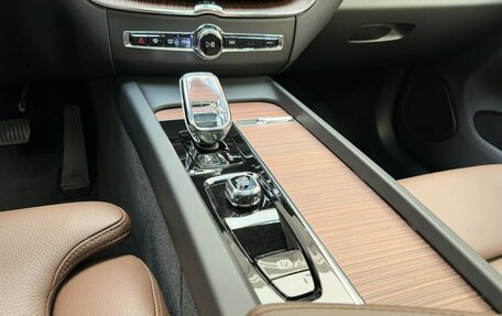 Volvo XC60 II, 2025 год, 7 100 000 рублей, 15 фотография