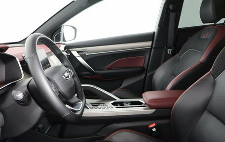 Geely Coolray I, 2023 год, 1 799 000 рублей, 8 фотография
