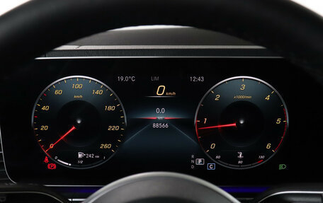 Mercedes-Benz GLE, 2019 год, 5 990 000 рублей, 12 фотография