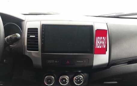 Mitsubishi Outlander III рестайлинг 3, 2010 год, 1 110 000 рублей, 12 фотография