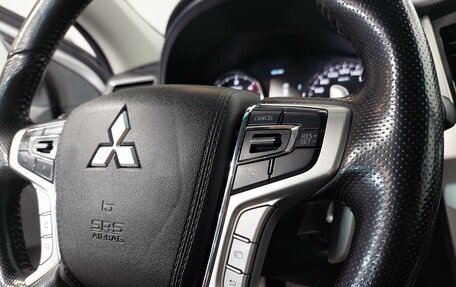 Mitsubishi Pajero Sport III рестайлинг, 2022 год, 3 670 000 рублей, 11 фотография