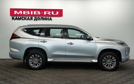 Mitsubishi Pajero Sport III рестайлинг, 2022 год, 3 670 000 рублей, 6 фотография