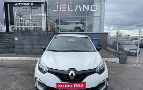 Renault Kaptur I рестайлинг, 2016 год, 1 390 000 рублей, 2 фотография