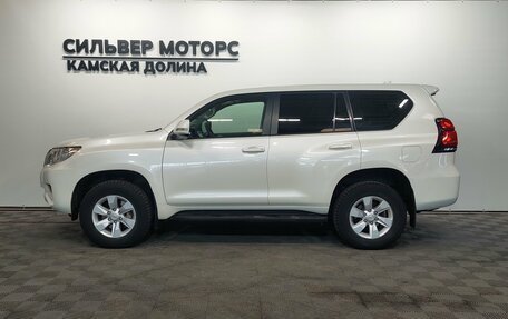 Toyota Land Cruiser Prado 150 рестайлинг 2, 2018 год, 3 930 000 рублей, 3 фотография