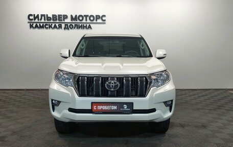Toyota Land Cruiser Prado 150 рестайлинг 2, 2018 год, 3 930 000 рублей, 5 фотография