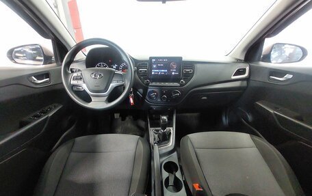 Hyundai Solaris II рестайлинг, 2021 год, 1 470 000 рублей, 11 фотография