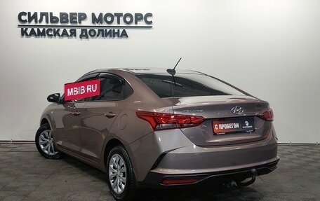 Hyundai Solaris II рестайлинг, 2021 год, 1 470 000 рублей, 8 фотография