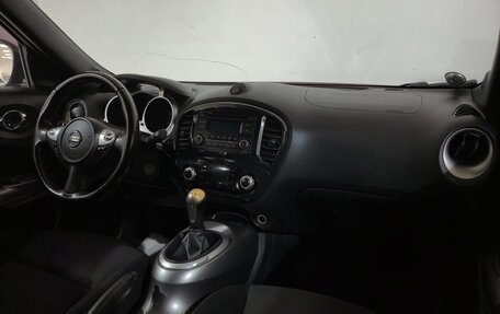 Nissan Juke II, 2012 год, 900 000 рублей, 15 фотография