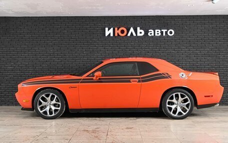 Dodge Challenger III рестайлинг 2, 2013 год, 3 500 000 рублей, 7 фотография