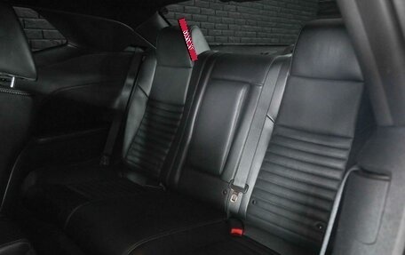 Dodge Challenger III рестайлинг 2, 2013 год, 3 500 000 рублей, 10 фотография