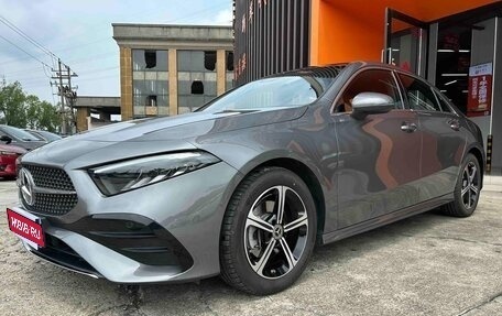 Mercedes-Benz A-Класс, 2022 год, 1 950 052 рублей, 1 фотография