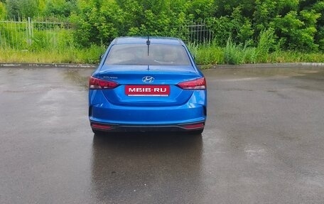 Hyundai Solaris II рестайлинг, 2020 год, 1 560 000 рублей, 4 фотография