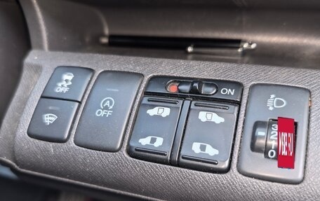 Honda Stepwgn IV, 2013 год, 1 300 000 рублей, 13 фотография