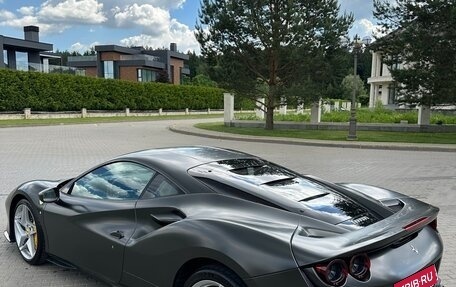 Ferrari F8, 2019 год, 24 300 000 рублей, 7 фотография