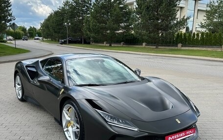 Ferrari F8, 2019 год, 24 300 000 рублей, 3 фотография