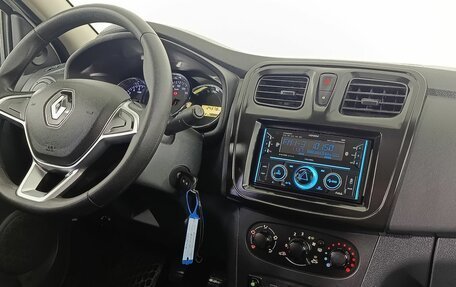 Renault Logan II, 2019 год, 960 000 рублей, 11 фотография