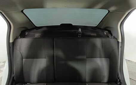 Renault Logan II, 2019 год, 960 000 рублей, 16 фотография