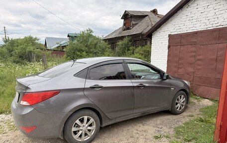 Hyundai Solaris II рестайлинг, 2015 год, 830 000 рублей, 4 фотография