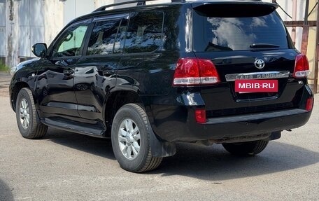 Toyota Land Cruiser 200, 2008 год, 2 550 000 рублей, 4 фотография