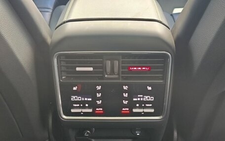 Porsche Cayenne III, 2020 год, 11 990 000 рублей, 24 фотография