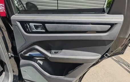 Porsche Cayenne III, 2020 год, 11 990 000 рублей, 18 фотография