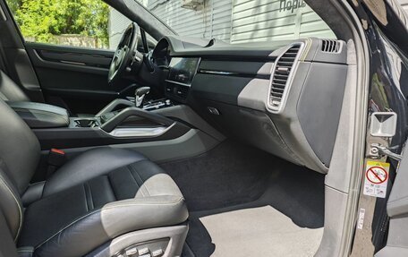 Porsche Cayenne III, 2020 год, 11 990 000 рублей, 27 фотография