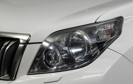 Toyota Land Cruiser Prado 150 рестайлинг 2, 2013 год, 2 599 000 рублей, 10 фотография