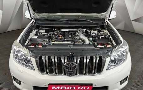 Toyota Land Cruiser Prado 150 рестайлинг 2, 2013 год, 2 599 000 рублей, 11 фотография