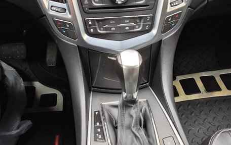 Cadillac SRX II рестайлинг, 2012 год, 1 300 000 рублей, 13 фотография