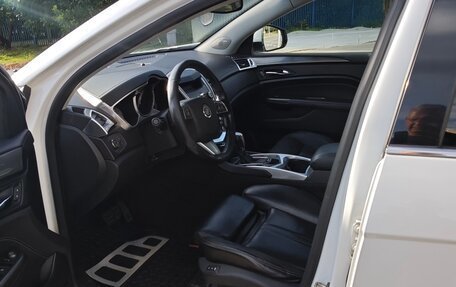 Cadillac SRX II рестайлинг, 2012 год, 1 300 000 рублей, 19 фотография
