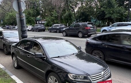 Volkswagen Phaeton I рестайлинг, 2010 год, 1 090 000 рублей, 2 фотография