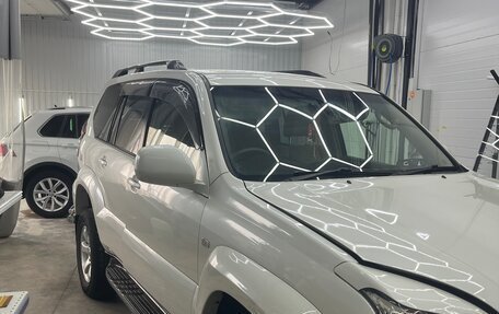 Toyota Land Cruiser Prado 120 рестайлинг, 2004 год, 2 499 999 рублей, 4 фотография