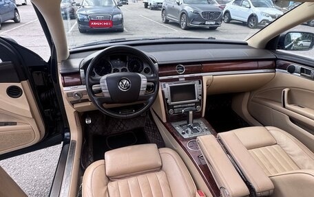 Volkswagen Phaeton I рестайлинг, 2010 год, 1 090 000 рублей, 7 фотография
