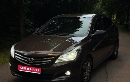 Hyundai Solaris II рестайлинг, 2015 год, 850 000 рублей, 24 фотография