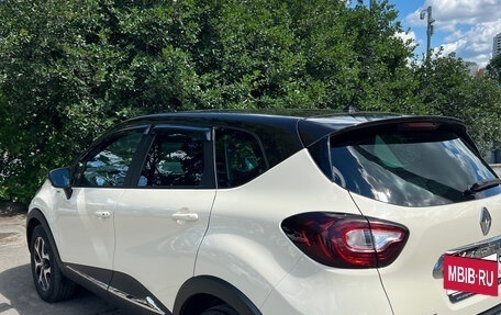 Renault Kaptur I рестайлинг, 2018 год, 1 820 000 рублей, 4 фотография