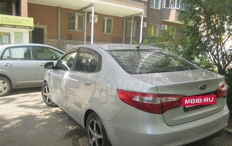 KIA Rio III рестайлинг, 2012 год, 550 000 рублей, 2 фотография