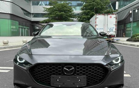 Mazda 3, 2022 год, 1 300 000 рублей, 2 фотография