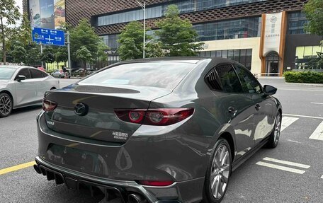 Mazda 3, 2022 год, 1 300 000 рублей, 9 фотография