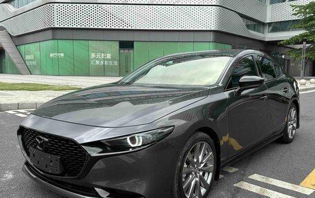 Mazda 3, 2022 год, 1 300 000 рублей, 3 фотография