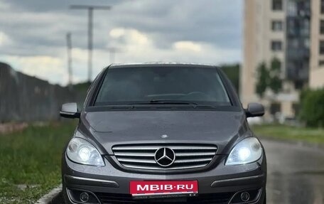 Mercedes-Benz B-Класс, 2011 год, 850 000 рублей, 1 фотография