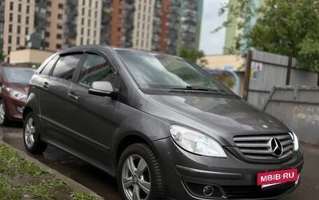 Mercedes-Benz B-Класс, 2011 год, 850 000 рублей, 2 фотография