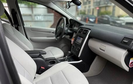 Mercedes-Benz B-Класс, 2011 год, 850 000 рублей, 11 фотография