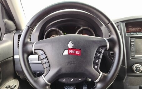 Mitsubishi Pajero IV, 2012 год, 2 249 000 рублей, 15 фотография