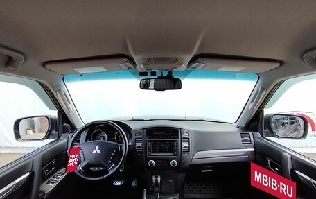Mitsubishi Pajero IV, 2012 год, 2 249 000 рублей, 14 фотография
