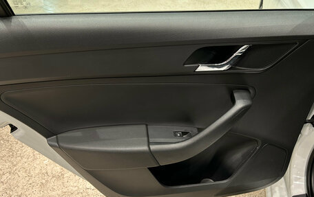 Skoda Rapid I, 2015 год, 949 000 рублей, 14 фотография
