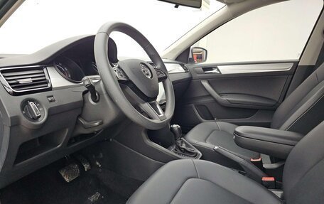Skoda Rapid II, 2022 год, 1 000 000 рублей, 8 фотография