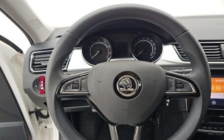 Skoda Rapid II, 2022 год, 1 000 000 рублей, 10 фотография